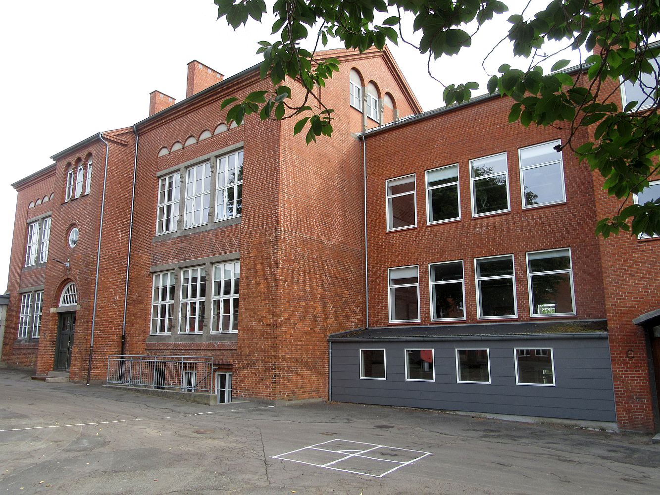 roser2018_11.jpg